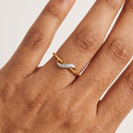 S Diamond Ring