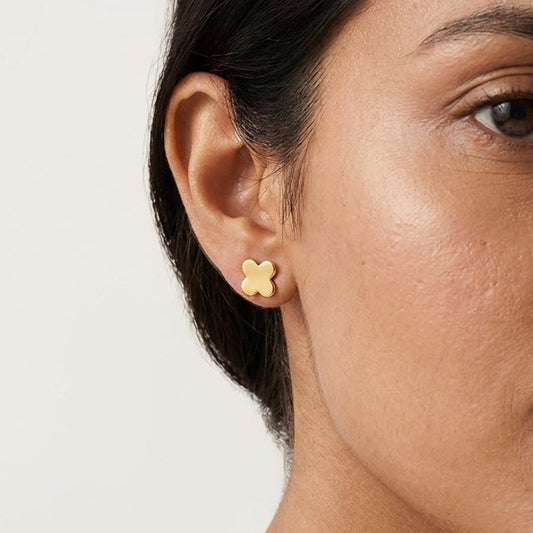 Simple Gold Earring
