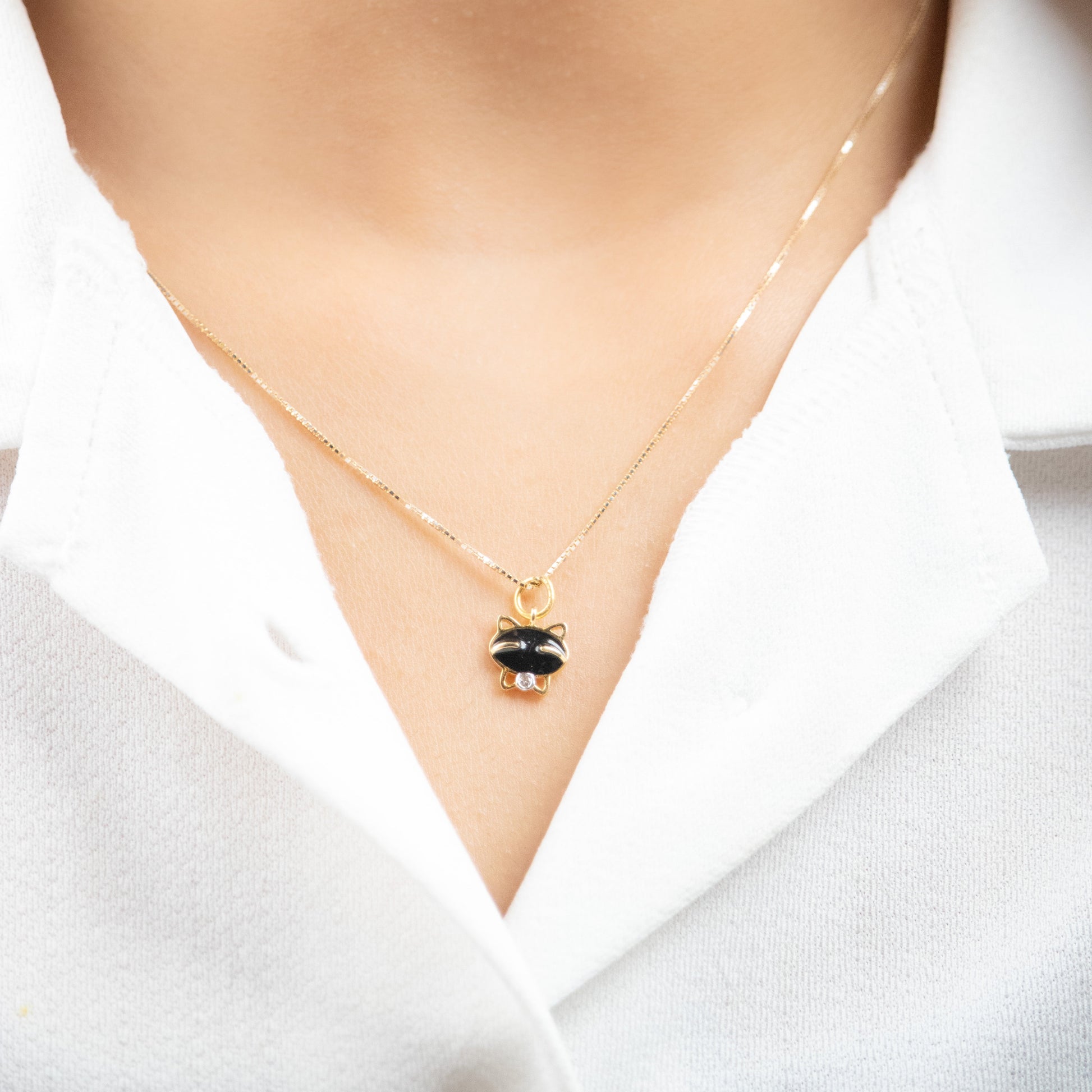 18kt gold Cat Diamond Charm with black enamel face and 0.02ct diamond accent, Minimal everyday wear gift for her under Rs. 15,000