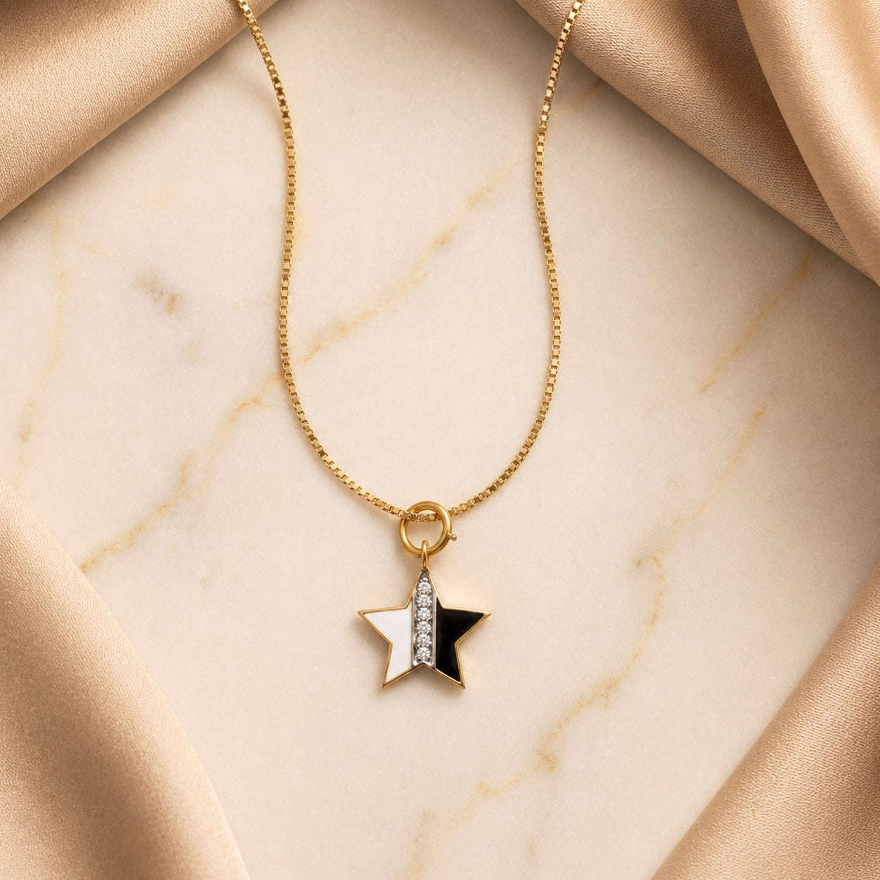 B&W Star Charm