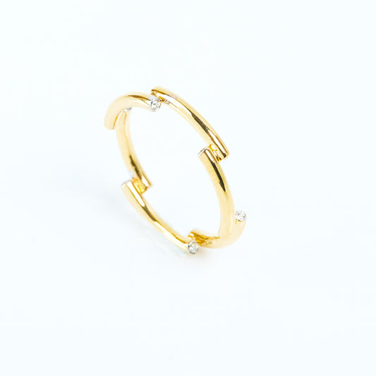 Caratly 18kt gold Disarranged Diamond Ring with 0.07ct diamonds in an abstract staggered gap design, gift for her under 40,000