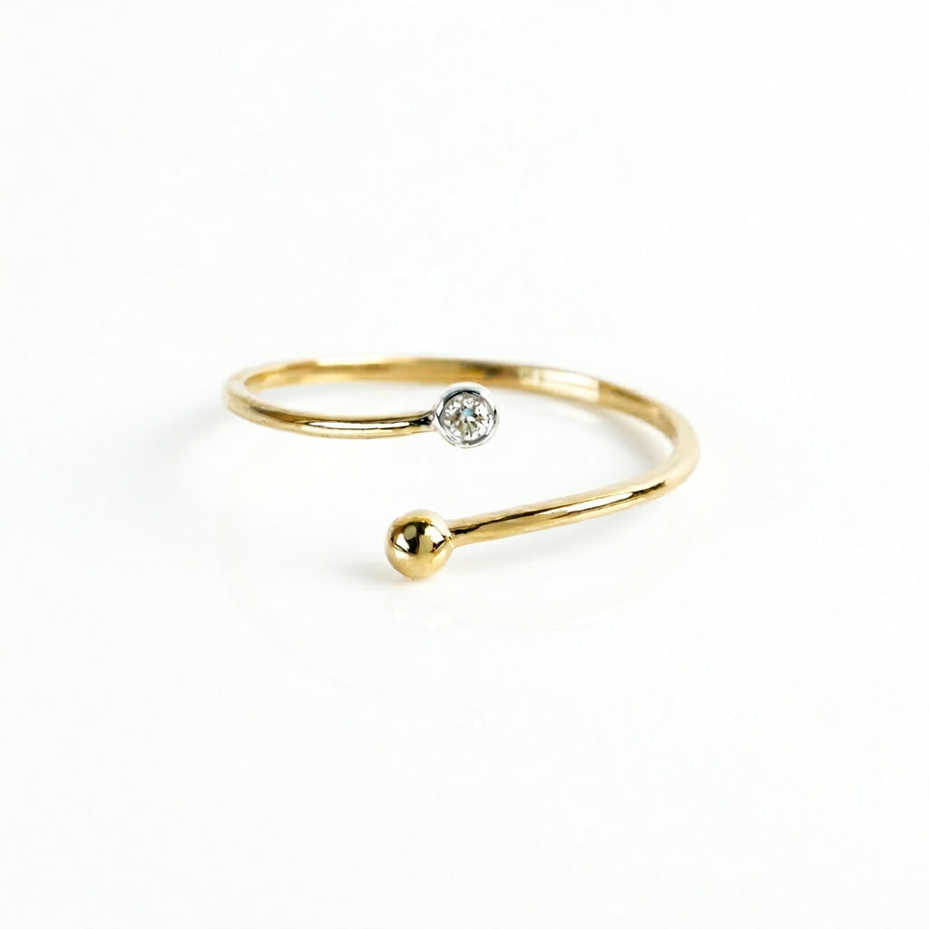 Crossover Diamond Ring