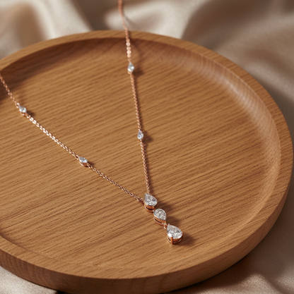 Gleam Fall Necklace