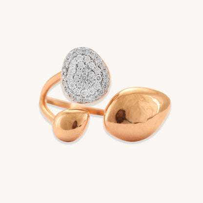 Caratly 18kt gold Pebble Diamond Ring featuring an open wrap design with three organic pebble shapes, one set with 0.19ct pave diamonds and two in polished high-shine gold