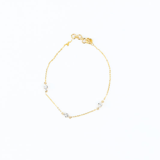 Caratly 18kt gold Round Diamond Bracelet with 0.11ct bezel station design, minimalist daily wear for her under 40,000