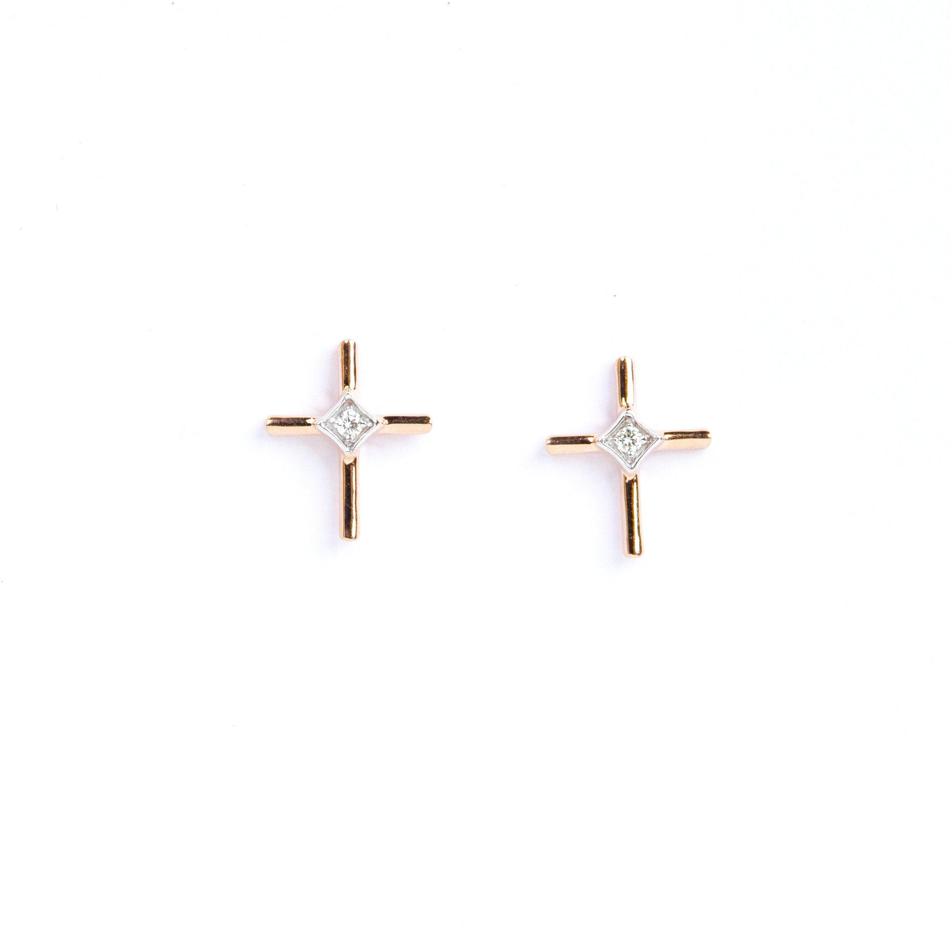 Caratly 18kt gold Cross Diamond Earring with 0.02ct diamond center X-shape stud design, minimalist gift for her under 20,000